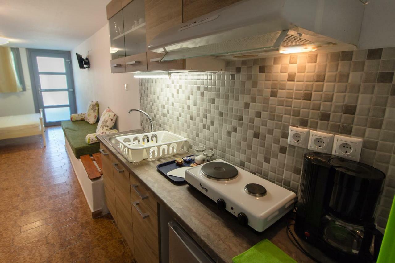 Blue Era Apartments บาทซี ภายนอก รูปภาพ